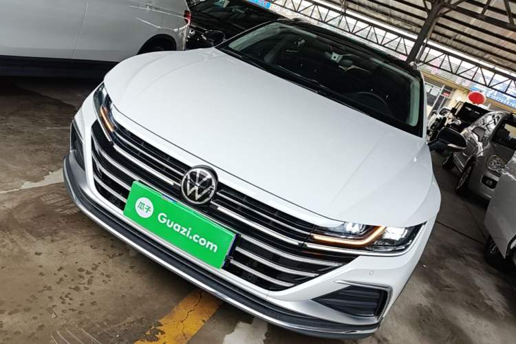 Used Volkswagen FAW-Volkswagen CC 2023 Hunting Vehicle 380TSI Hunter's Heart Edition Front