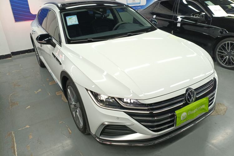 Used Volkswagen FAW-Volkswagen CC 2023 Hunting Vehicle 380TSI Hunter's Heart Edition Front Right 45 Deg
