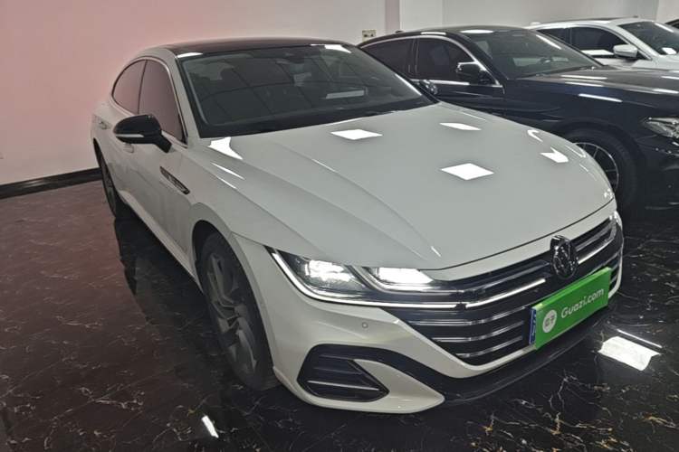 Used Volkswagen FAW-Volkswagen CC 2023 380TSI Striking Edition Front Right 45 Deg