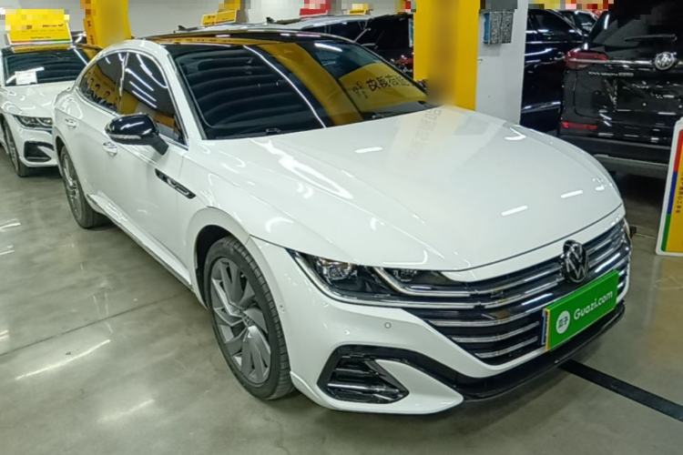 Used Volkswagen FAW-Volkswagen CC 2023 380TSI Striking Edition Front Right 45 Deg