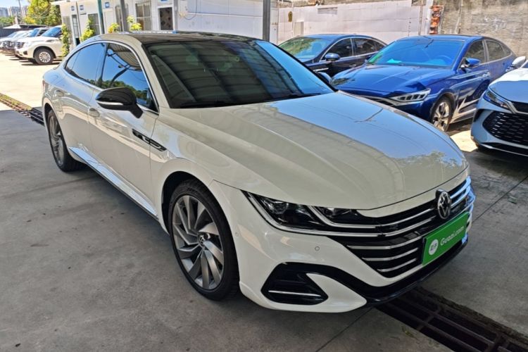 Used Volkswagen FAW-Volkswagen CC 2023 380TSI Striking Edition Front Right 45 Deg