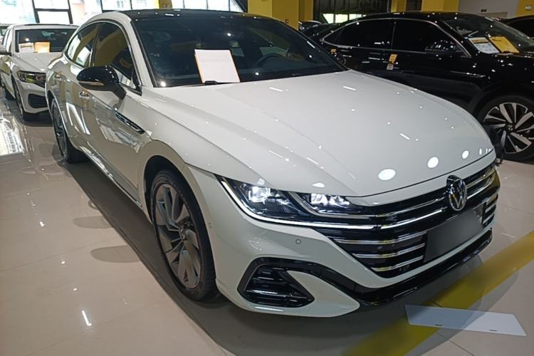 Used Volkswagen FAW-Volkswagen CC 2023 380TSI Striking Edition Front Right 45 Deg