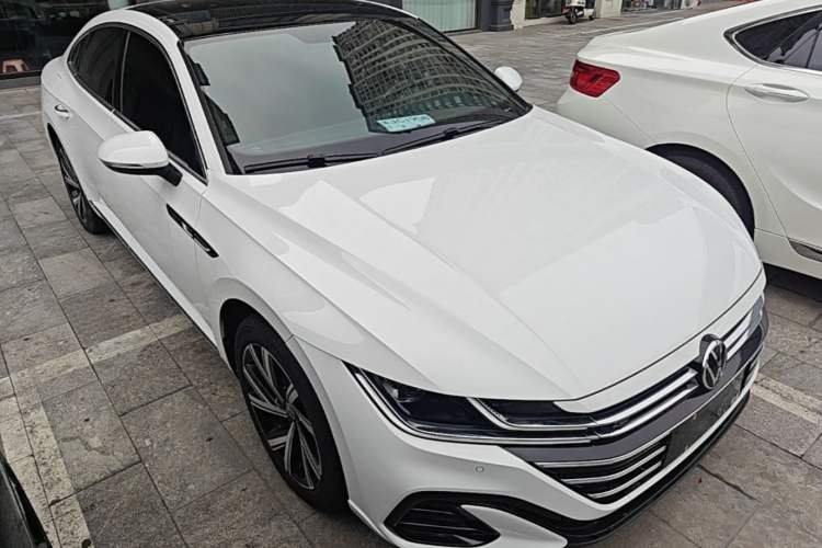 Used Volkswagen FAW-Volkswagen CC 2023 330TSI Ignite Edition Front Right 45 Deg