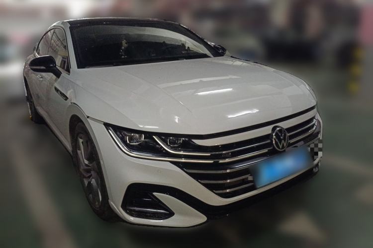 Used Volkswagen FAW-Volkswagen CC 2023 380TSI Striking Edition Front Right 45 Deg