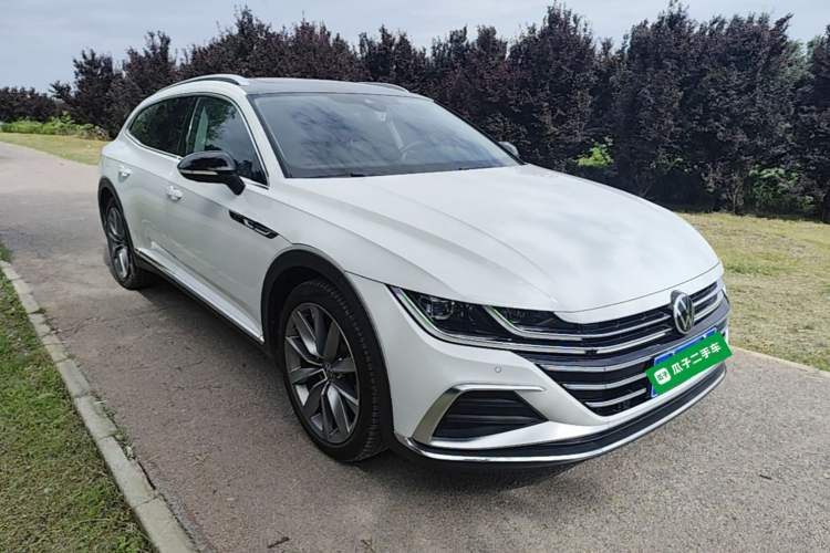 Used Volkswagen FAW-Volkswagen CC 2023 Adventure Vehicle 380TSI Trailblazer Edition Front Right 45 Deg