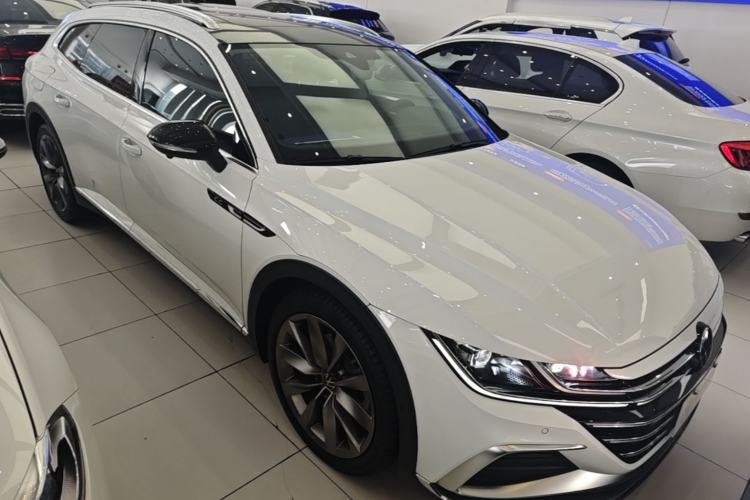 Used Volkswagen FAW-Volkswagen CC 2023 Hunting Vehicle 380TSI Hunter's Heart Edition Front Right 45 Deg