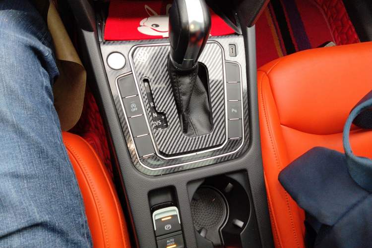 Used Volkswagen FAW-Volkswagen CC 2023 330TSI Ignite Edition Gear Lever
