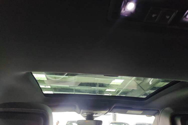 Used Volkswagen FAW-Volkswagen CC 2023 380TSI Striking Edition Headliner