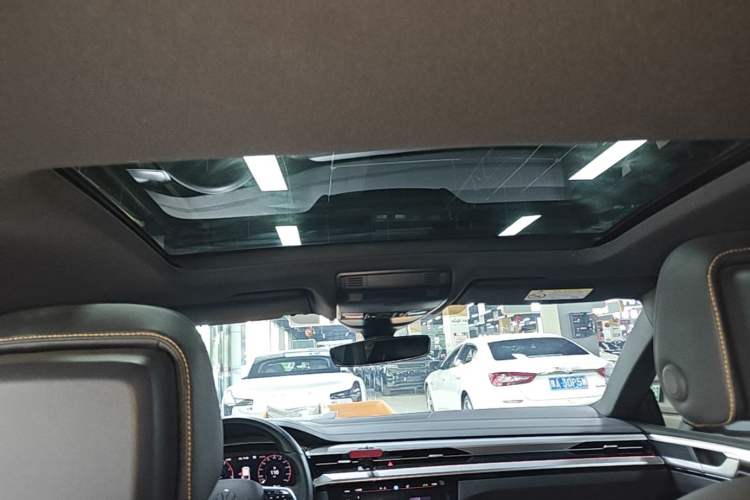 Used Volkswagen FAW-Volkswagen CC 2023 380TSI Striking Edition Headliner