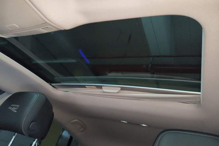 Used Volkswagen FAW-Volkswagen CC 2023 380TSI Striking Edition Headliner