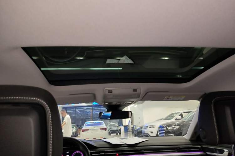 Used Volkswagen FAW-Volkswagen CC 2023 380TSI Striking Edition Headliner