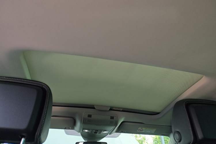 Used Volkswagen FAW-Volkswagen CC 2023 380TSI Striking Edition Headliner