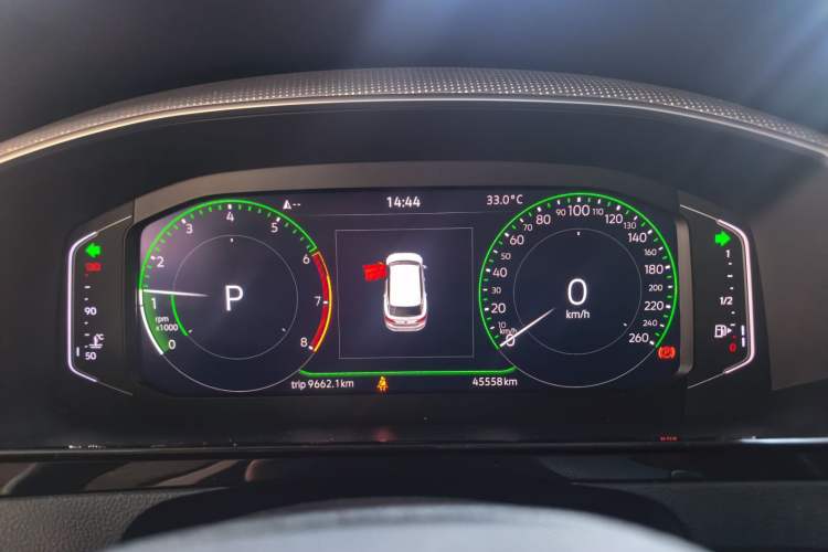 Used Volkswagen FAW-Volkswagen CC 2023 Adventure Vehicle 330TSI Hunter Vision Edition Instrument Cluster