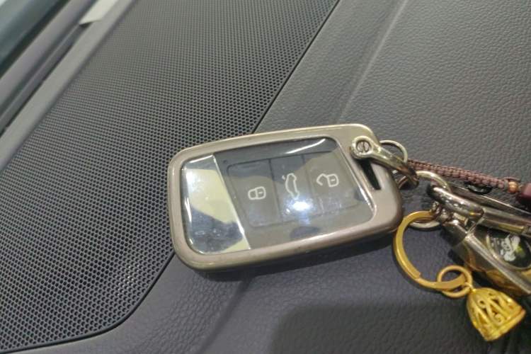 Used Volkswagen FAW-Volkswagen CC 2023 380TSI Striking Edition Interior 1