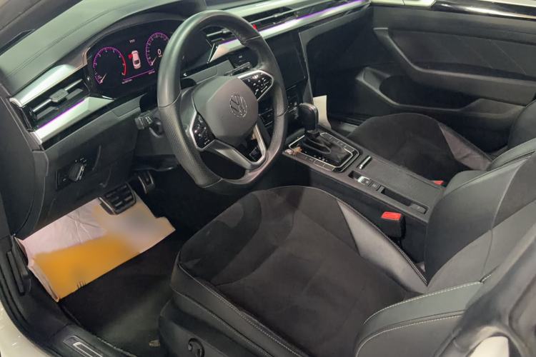 Used Volkswagen FAW-Volkswagen CC 2023 330TSI Ignite Edition Interior 1
