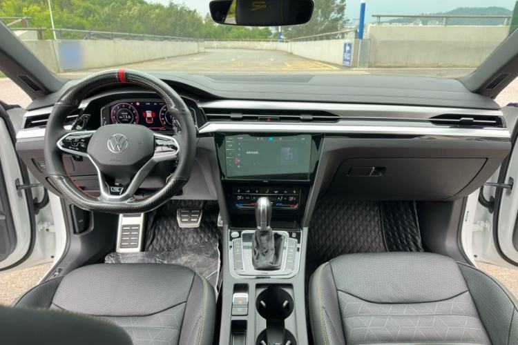 Used Volkswagen FAW-Volkswagen CC 2023 380TSI Striking Edition Interior 1