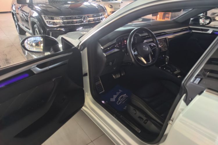 Used Volkswagen FAW-Volkswagen CC 2023 380TSI Striking Edition Interior 2