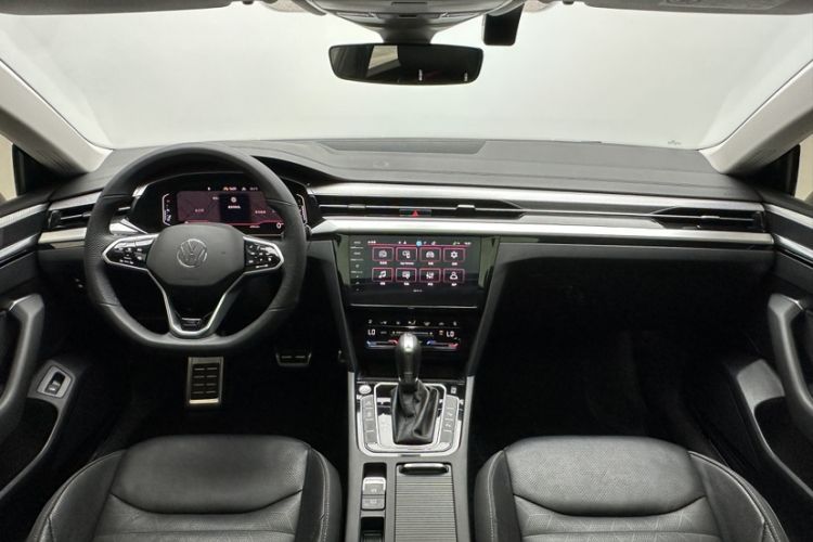 Used Volkswagen FAW-Volkswagen CC 2023 380TSI Striking Edition Interior 3
