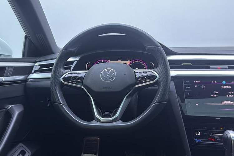 Used Volkswagen FAW-Volkswagen CC 2023 330TSI Ignite Edition Interior 3