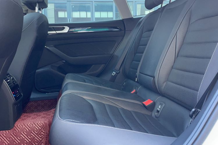 Used Volkswagen FAW-Volkswagen CC 2023 Hunting Vehicle 380TSI Hunter's Heart Edition Interior 4