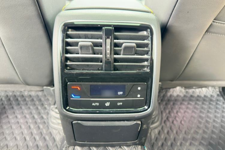 Used Volkswagen FAW-Volkswagen CC 2023 380TSI Striking Edition Interior 4