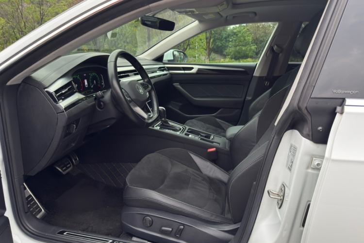Used Volkswagen FAW-Volkswagen CC 2023 Adventure Vehicle 330TSI Hunter Vision Edition Interior 5
