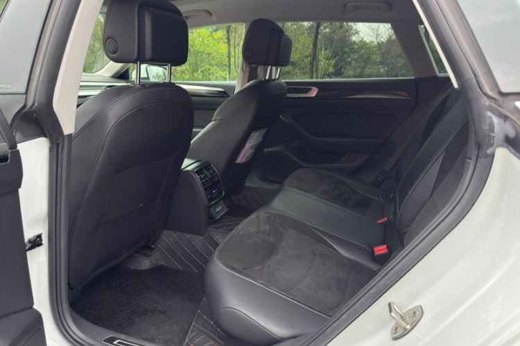 Used Volkswagen FAW-Volkswagen CC 2023 Adventure Vehicle 330TSI Hunter Vision Edition Interior 6