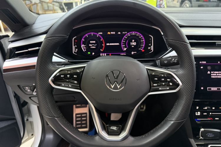 Used Volkswagen FAW-Volkswagen CC 2023 380TSI Striking Edition Interior 9