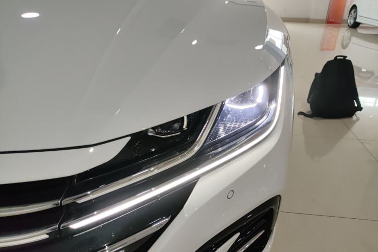 Used Volkswagen FAW-Volkswagen CC 2023 380TSI Striking Edition Left Front Headlight