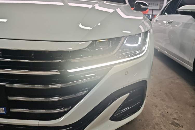 Used Volkswagen FAW-Volkswagen CC 2023 380TSI Striking Edition Left Front Headlight