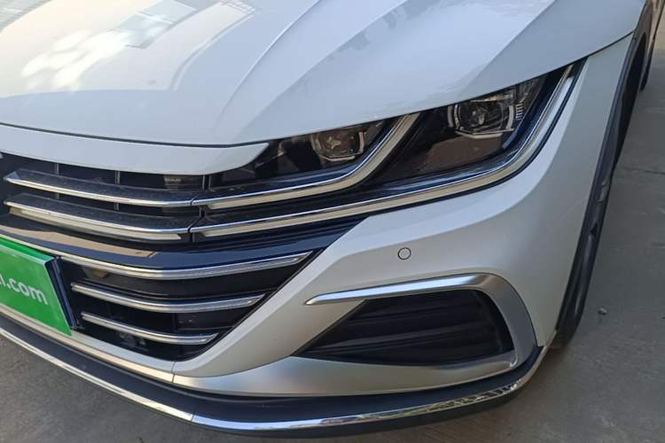 Used Volkswagen FAW-Volkswagen CC 2023 Hunting Vehicle 380TSI Hunter's Heart Edition Left Front Headlight