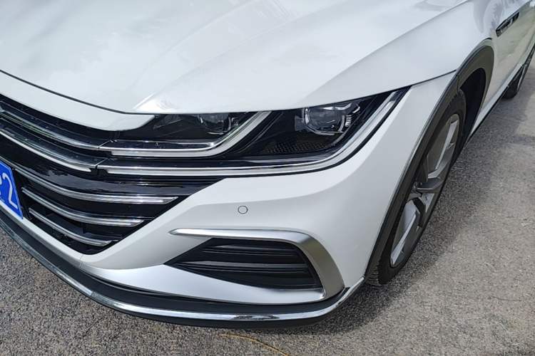 Used Volkswagen FAW-Volkswagen CC 2023 Adventure Vehicle 380TSI Trailblazer Edition Left Front Headlight