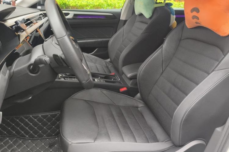 Used Volkswagen FAW-Volkswagen CC 2023 380TSI Striking Edition Left Front Seat