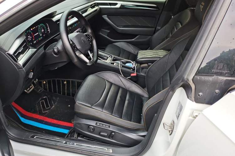 Used Volkswagen FAW-Volkswagen CC 2023 380TSI Striking Edition Left Front Seat
