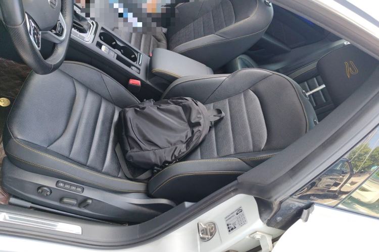 Used Volkswagen FAW-Volkswagen CC 2023 380TSI Striking Edition Left Front Seat