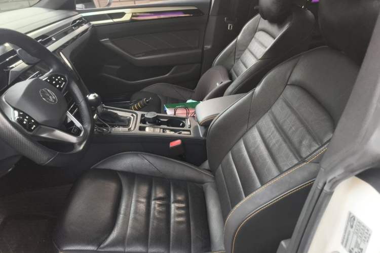 Used Volkswagen FAW-Volkswagen CC 2023 380TSI Striking Edition Left Front Seat
