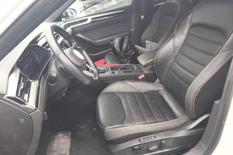 Used Volkswagen FAW-Volkswagen CC 2023 380TSI Striking Edition Left Front Seat