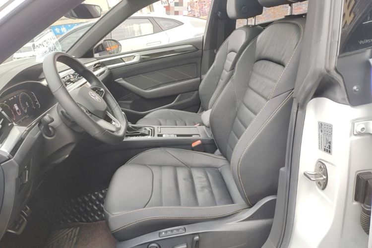 Used Volkswagen FAW-Volkswagen CC 2023 380TSI Striking Edition Left Front Seat