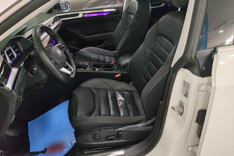 Used Volkswagen FAW-Volkswagen CC 2023 380TSI Striking Edition Left Front Seat