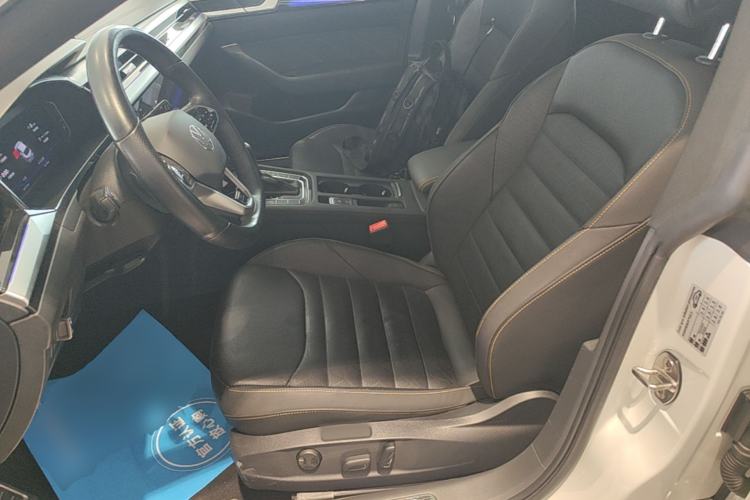 Used Volkswagen FAW-Volkswagen CC 2023 380TSI Striking Edition Left Front Seat