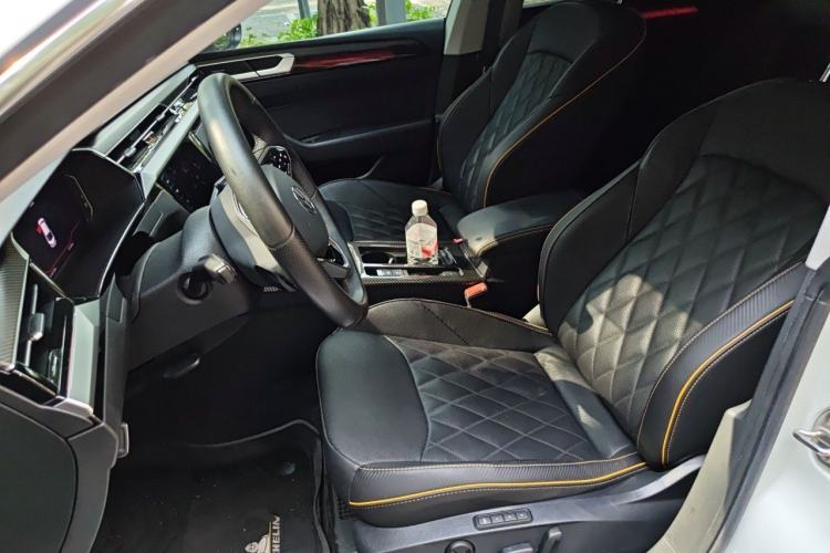 Used Volkswagen FAW-Volkswagen CC 2023 380TSI Glorious Edition Left Front Seat