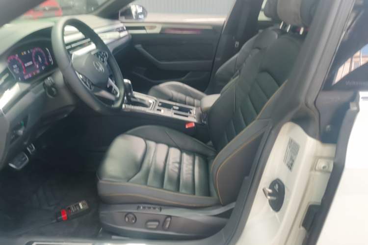 Used Volkswagen FAW-Volkswagen CC 2023 380TSI Striking Edition Left Front Seat