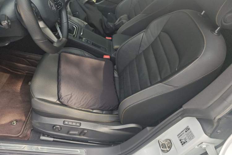 Used Volkswagen FAW-Volkswagen CC 2023 380TSI Striking Edition Left Front Seat