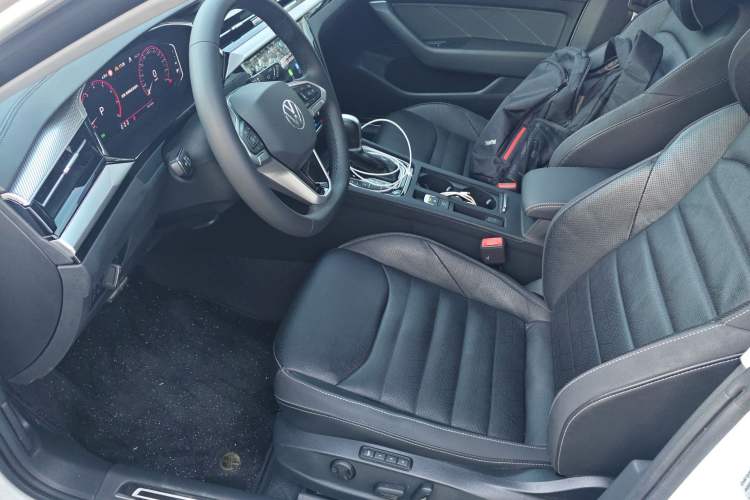 Used Volkswagen FAW-Volkswagen CC 2023 Adventure Vehicle 380TSI Trailblazer Edition Left Front Seat