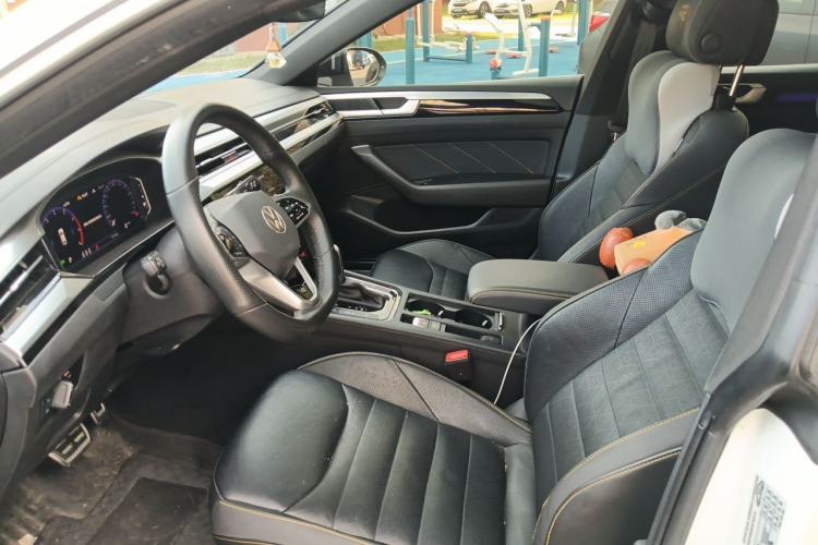 Used Volkswagen FAW-Volkswagen CC 2023 380TSI Striking Edition Left Front Seat