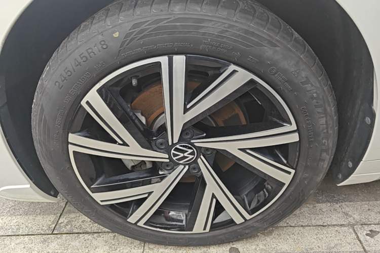 Used Volkswagen FAW-Volkswagen CC 2023 330TSI Ignite Edition Left Front Wheel Hub