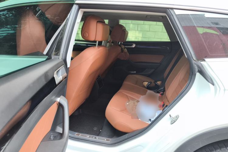 Used Volkswagen FAW-Volkswagen CC 2023 Hunting Vehicle 380TSI Hunter's Heart Edition Left Rear Seat