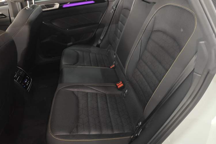 Used Volkswagen FAW-Volkswagen CC 2023 380TSI Striking Edition Left Rear Seat