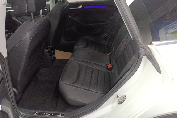 Used Volkswagen FAW-Volkswagen CC 2023 Hunting Vehicle 380TSI Hunter's Heart Edition Left Rear Seat