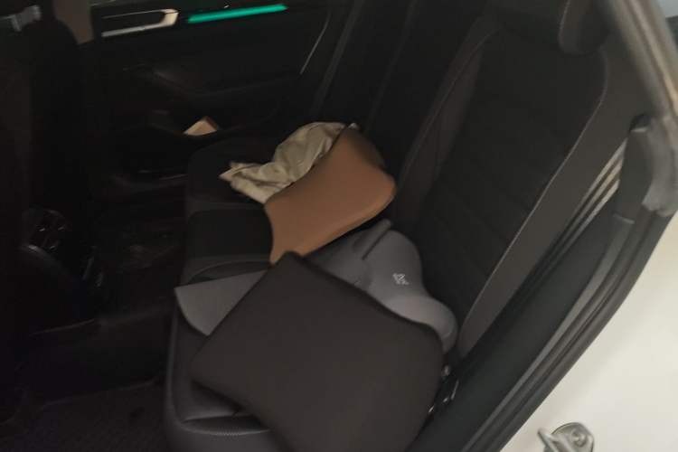 Used Volkswagen FAW-Volkswagen CC 2023 380TSI Striking Edition Left Rear Seat